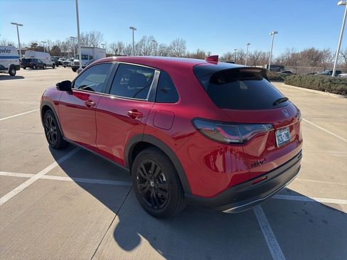 Used 2026 Honda HR-V Sport image 4