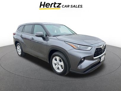 Used 2025 Toyota Highlander LE