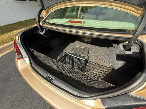 Used 2009 Toyota Avalon XLS image 25