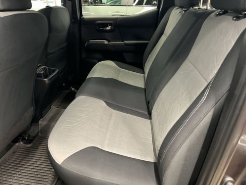 Used 2023 Toyota Tacoma TRD Sport image 20