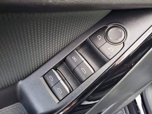 New 2026 Chevrolet Equinox RS w/ LPO, Floor Liner Package FWD image 8