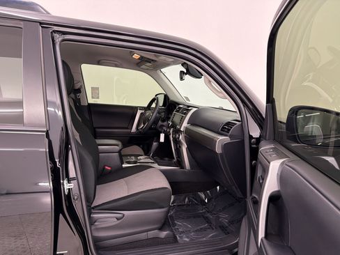Used 2020 Toyota 4Runner SR5 RWD image 22