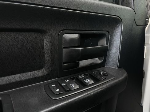 Used 2016 RAM 2500 Tradesman w/ Chrome Appearance Group image 22