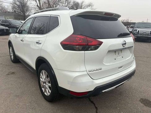 Used 2020 Nissan Rogue SV FWD image 8