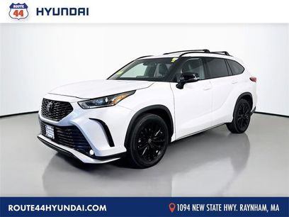 Used 2023 Toyota Highlander XSE