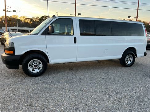 Used 2023 GMC Savana 3500 LS image 16
