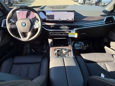 New 2026 BMW X5 xDrive50e w/ Premium Package image 22