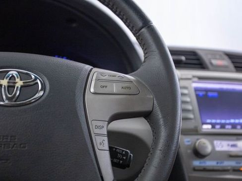 Used 2011 Toyota Camry XLE w/ XLE Extra-Value Pkg #2 image 49