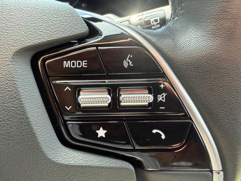 Used 2023 Kia Niro Wave image 16