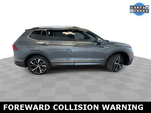 Used 2024 Volkswagen Tiguan SEL R-Line image 9