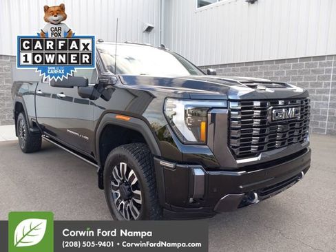 Used 2024 GMC Sierra 3500 Denali Ultimate AWD/4WD image 1