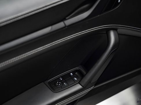 Used 2022 Porsche 911 GT3 image 75