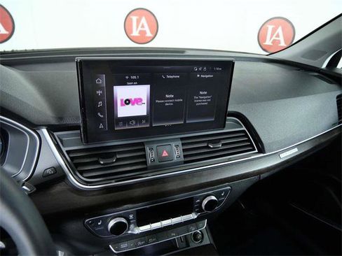 Used 2024 Audi Q5 2.0T Premium Plus w/ Premium Plus Package image 18
