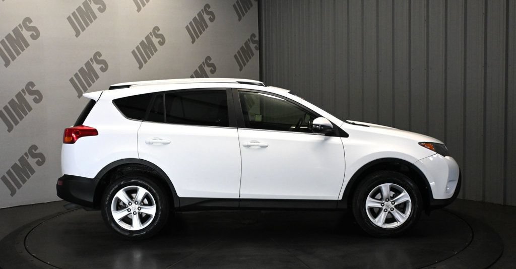 Used 2013 Toyota RAV4 XLE FWD image 4