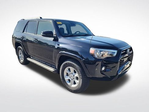 Used 2023 Toyota 4Runner SR5 Premium w/ Moonroof Package RWD image 3