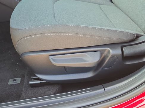 New 2025 Kia K4 LXS image 22