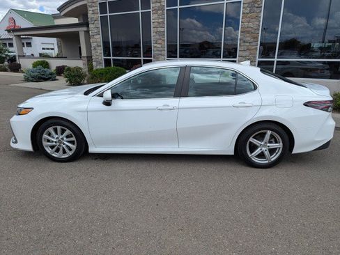 Used 2023 Toyota Camry LE FWD image 2
