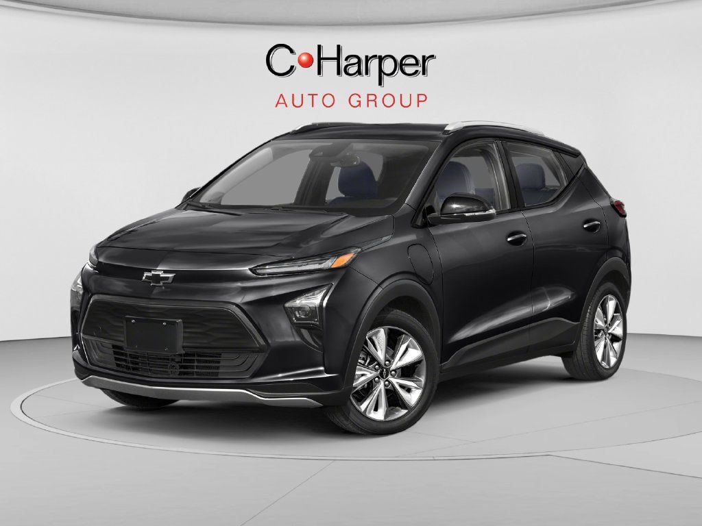 Used 2023 Chevrolet Bolt EUV LT w/ Comfort Package FWD image 1
