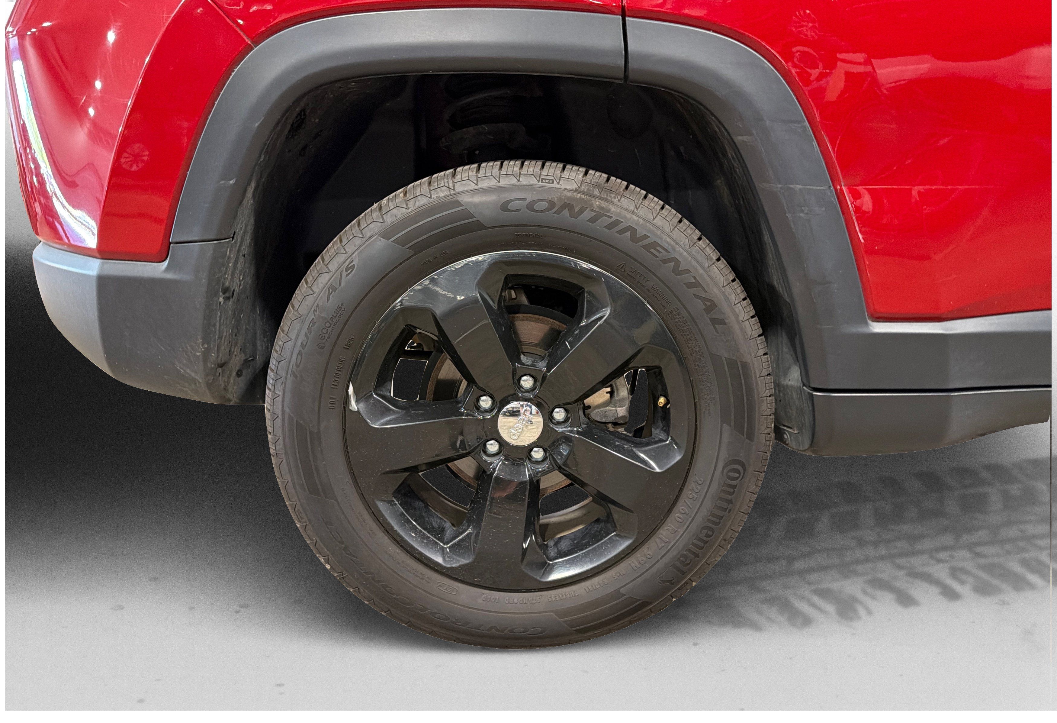 Used 2020 Jeep Compass Latitude AWD/4WD image 46