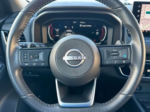 Used 2024 Nissan Rogue SL w/ SL Premium Package image 20