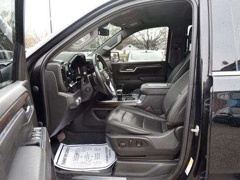 Used 2022 GMC Sierra 1500 SLT w/ SLT Convenience Package image 40