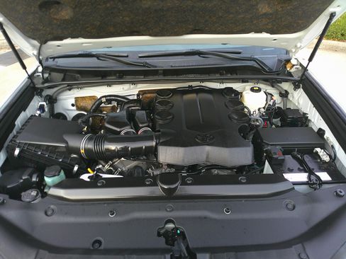 Used 2024 Toyota 4Runner Limited image 35