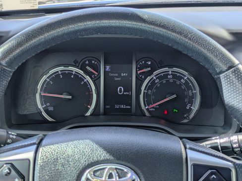Used 2023 Toyota 4Runner Limited AWD/4WD image 24