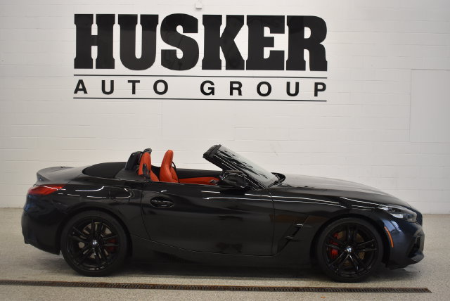 Used 2022 BMW Z4 M40i w/ Premium Package RWD image 9