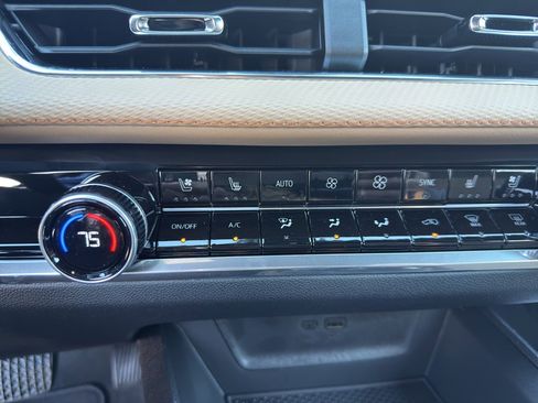 New 2026 Chevrolet Equinox ACTIV w/ Convenience Package III image 10