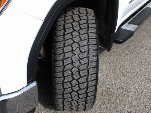 Used 2019 GMC Sierra 1500 SLT image 44