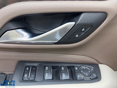 Used 2022 GMC Yukon Denali image 30