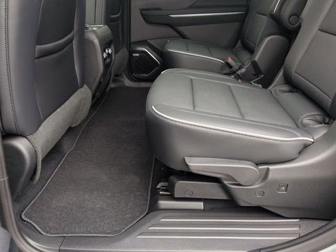 New 2026 Buick Enclave Preferred w/ Power Package image 23