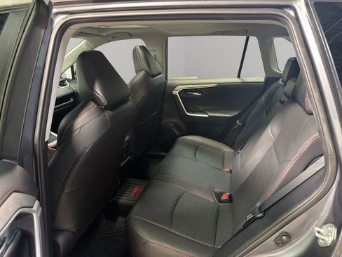 Used 2021 Toyota RAV4 TRD Off-Road image 17