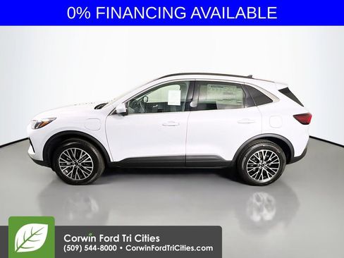 New 2025 Ford Escape SE w/ PHEV Premium Package image 6