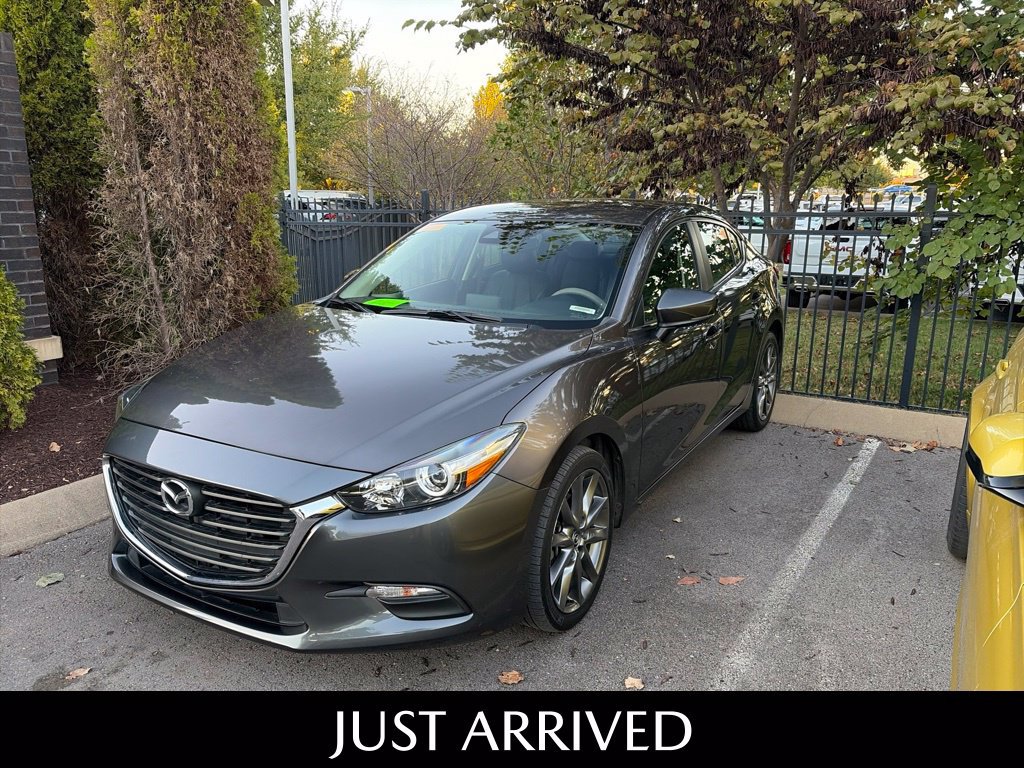 Used 2018 MAZDA MAZDA3 Touring FWD image 1