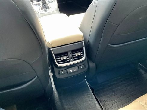 Used 2022 Subaru Outback Limited w/ Popular Package #2 image 31