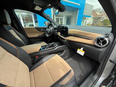 New 2026 Chevrolet Equinox ACTIV FWD image 37