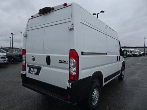 New 2026 RAM ProMaster 1500 w/ Safety Group FWD image 3
