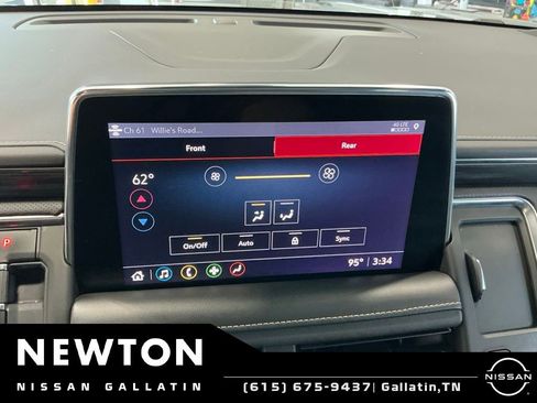 Used 2021 GMC Yukon SLT w/ SLT Premium Package AWD/4WD image 45
