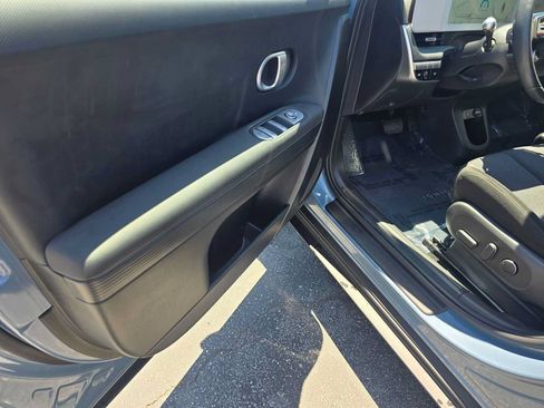 Used 2024 Hyundai Ioniq 5 SEL RWD image 23