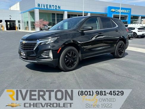 Certified 2023 Chevrolet Equinox LT AWD/4WD image 1