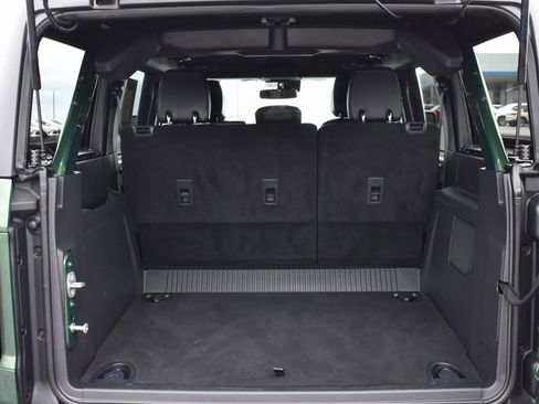 Used 2023 Ford Bronco Wildtrak image 7