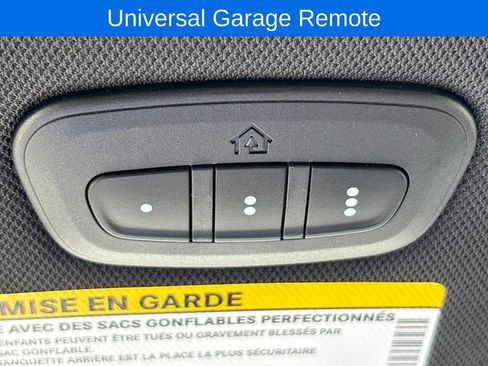 New 2027 Chrysler Pacifica Select FWD image 35