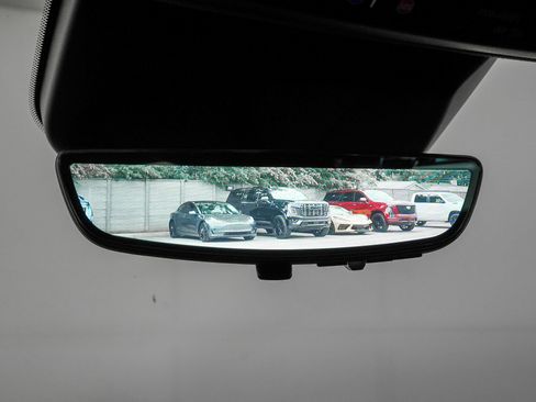 Used 2025 Cadillac Escalade Sport Platinum w/ LPO, ONYX Package image 30