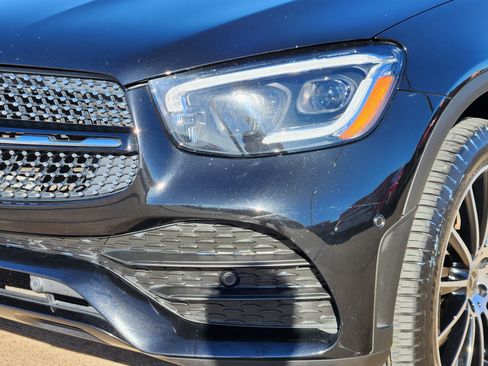 Used 2023 Mercedes-Benz GLC 300 4MATIC Coupe image 10