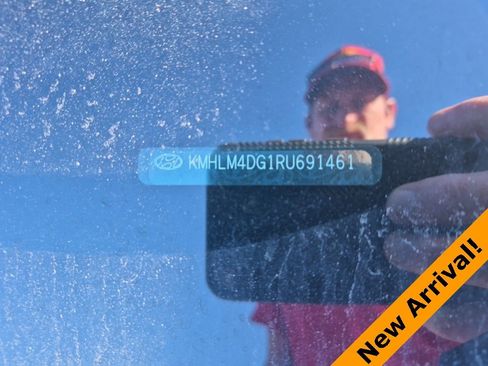 Used 2024 Hyundai Elantra SEL image 10