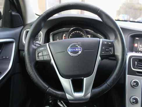 Used 2017 Volvo S60 T5 Dynamic w/ Vision Package image 13