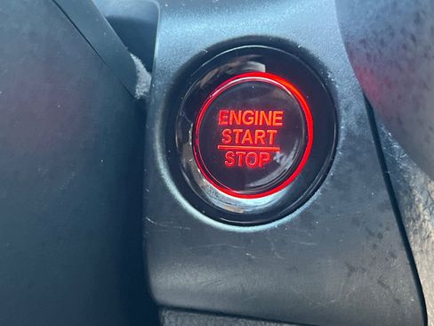 Used 2024 Honda HR-V LX image 25