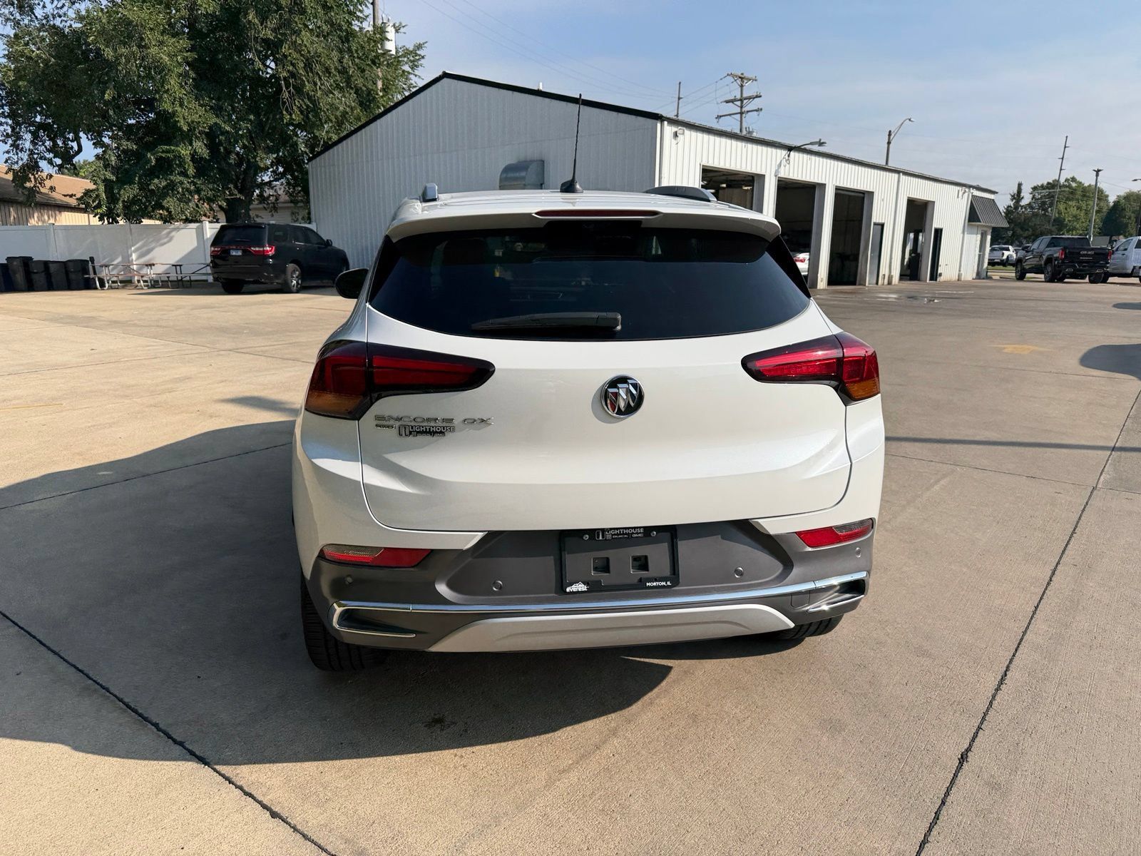 Used 2022 Buick Encore GX Essence w/ Advanced Technology Package AWD/4WD image 29