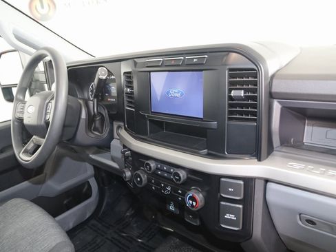 Used 2024 Ford F350 XL w/ Snow Plow/Camper Package image 36